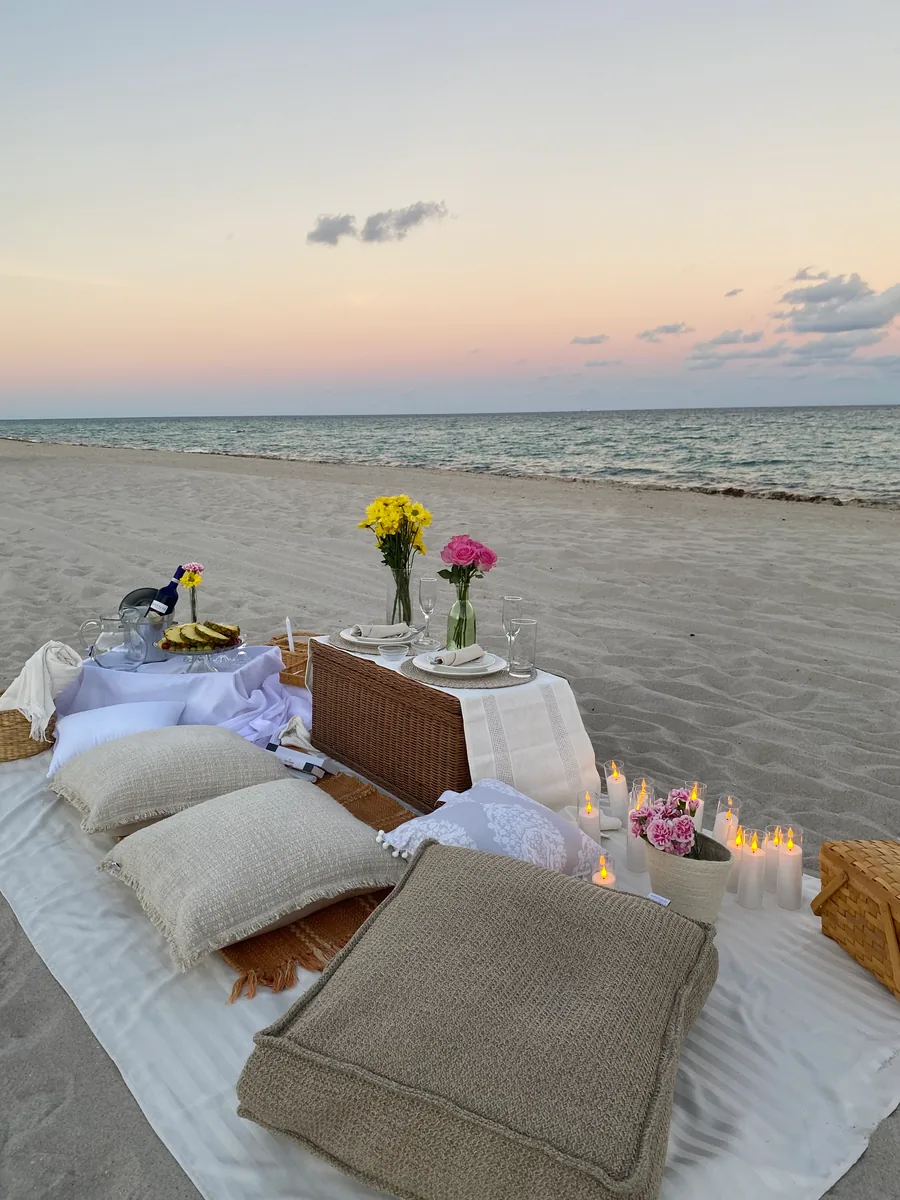 The Boho Promise Picnic decoration by YES Miami